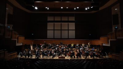 İzmir Devlet Senfoni Orkestrası, 50'nci sanat sezonunda Grammy ödüllü Augustin