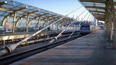 İSTANBUL (AA) – Kabataş-Bağcılar Tramvay Hattı’nda teknik arıza. Metro İstanbul’un