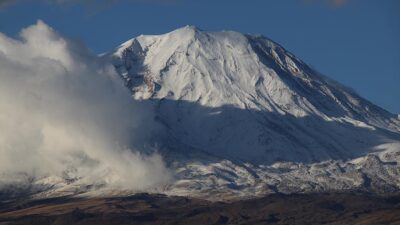 Kars ile Ardahan'da soğuk hava ve kırağı, Ağrı'da kar yağışı