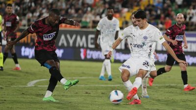 Trendyol Süper Lig'in 9. haftasında Kasımpaşa, Corendon Alanyaspor'u 2-1 mağlup