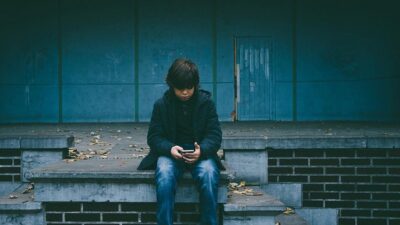 KTÜ Farabi Hastanesinde görevli dil ve konuşma terapisti Çağıl Özyılmaz,