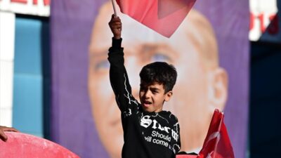 ANTALYA (AA) – Antalya'nın Kepez ilçesinde 29 Ekim Cumhuriyet Bayramı