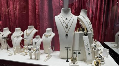 Mücevher İhracatçıları Birliği Başkanı Burak Yakın, "Yabancıların fuara ilgisi her