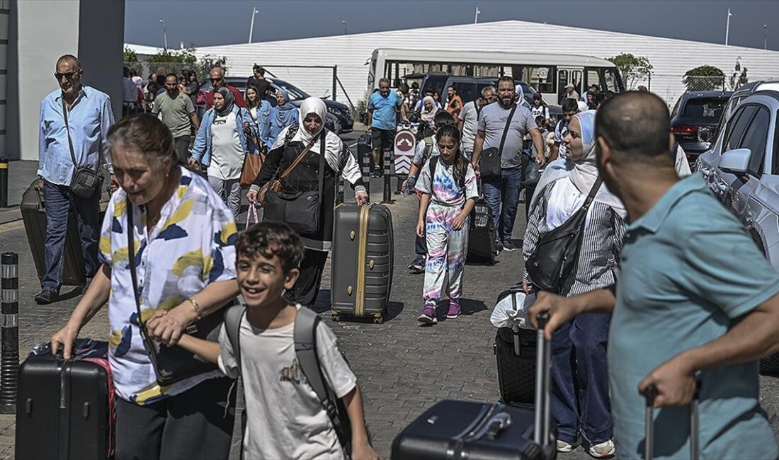 Türkiye'nin Beyrut Büyükelçiliği, Lübnan'dan ayrılmak isteyen Türk vatandaşlarının deniz yoluyla