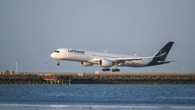 Alman hava yolu şirketi Lufthansa'nın, Orta Doğu'daki gelişmeler nedeniyle Tel