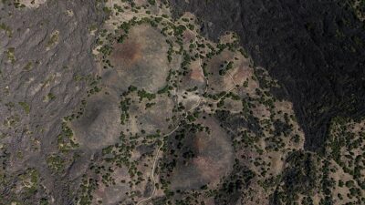 Türkiye'nin en genç volkanlarının yer aldığı Kula ilçesinde yer kabuğunun