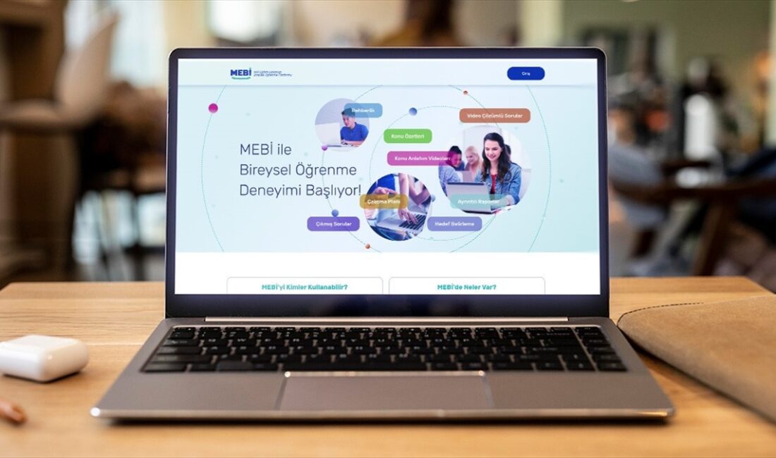 Milli Eğitim Bakanlığınca (MEB), öğrencilerin üniversiteye hazırlık sürecinde hedeflerine daha