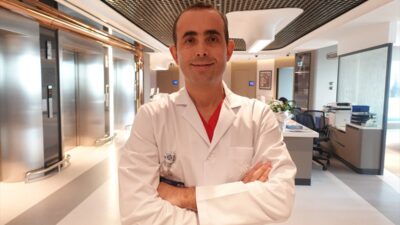 İSTANBUL (AA) – Medipol Sağlık Grubundan Göz Hastalıkları Uzmanı Prof.