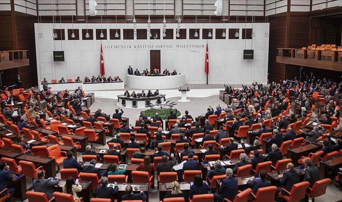 TBMM Genel Kurulunda Öğretmenlik Mesleği Kanunu Teklifi'nin 3 maddesi daha