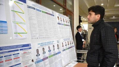 Özbekistan'da halk, ülke parlamentosunun alt kanadı olan Yasama Meclisi ile