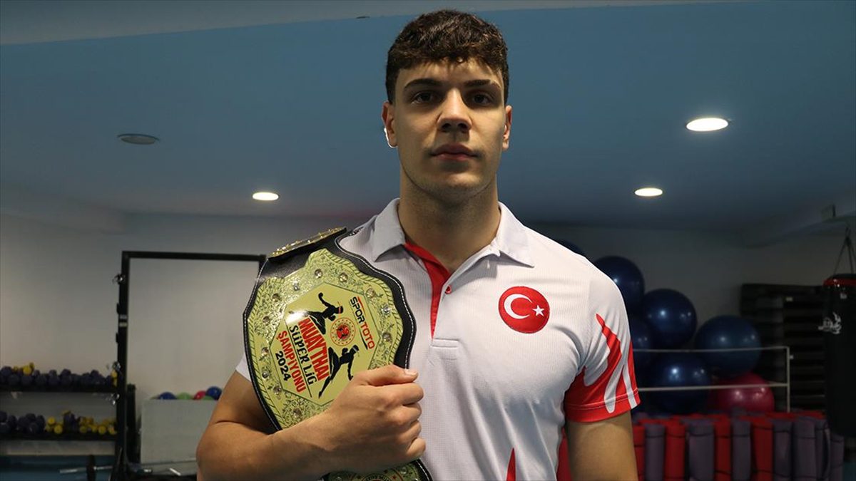 Amasya'da yaşayan 20 yaşındaki Osman Furkan Karakaya, 8 yıl önce