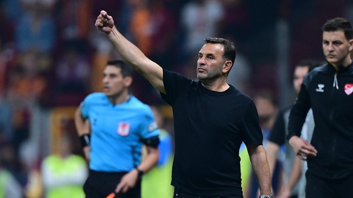 İSTANBUL (AA) – TFF’den yapılan açıklamada, Okan Buruk’a Galatasaray-Kasımpaşa maçındaki