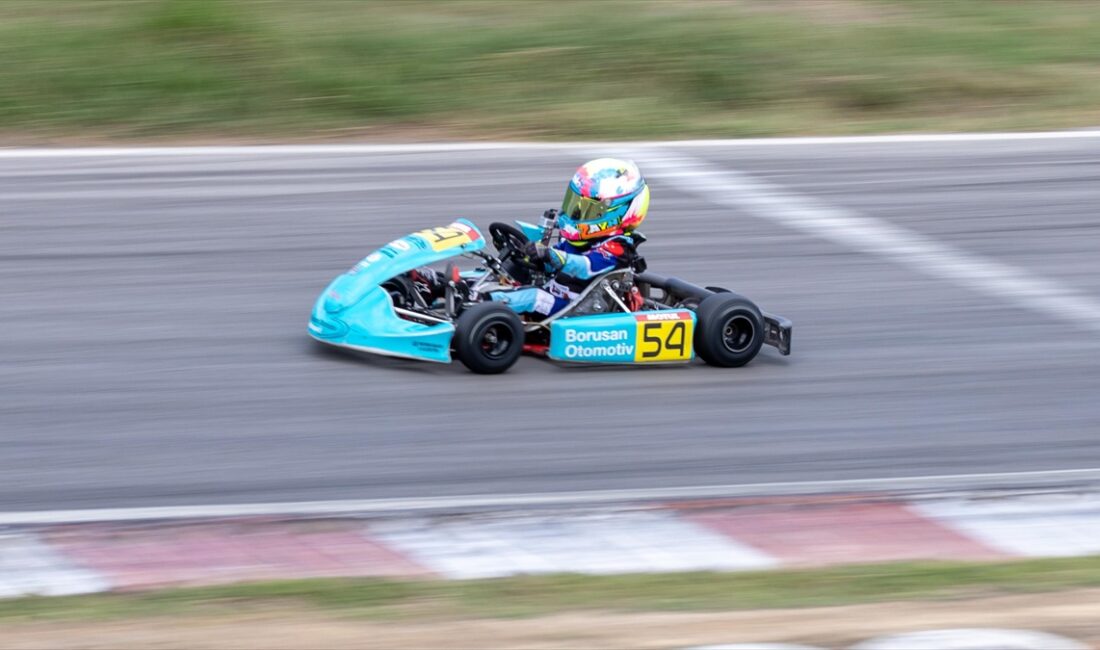 Motor sporlarında yetenekleri ve mücadelesiyle beğeni kazanan 5 yaşındaki Zayn