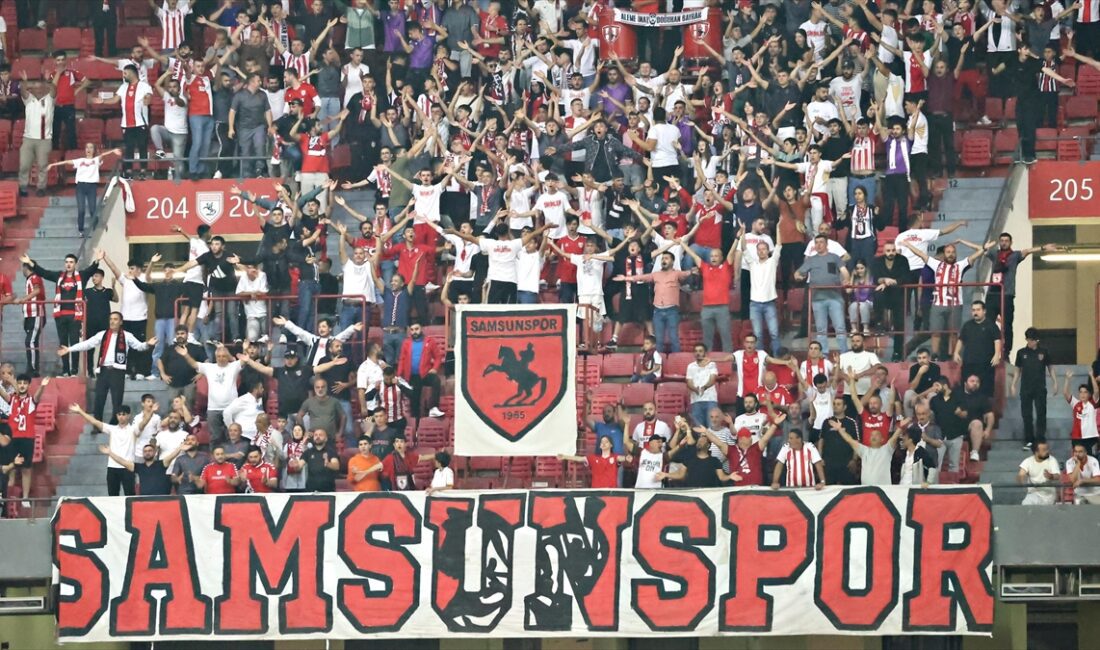 Tredyol Süper Lig ekiplerinden Samsunspor, 59 yıllık tarihinde ilk kez