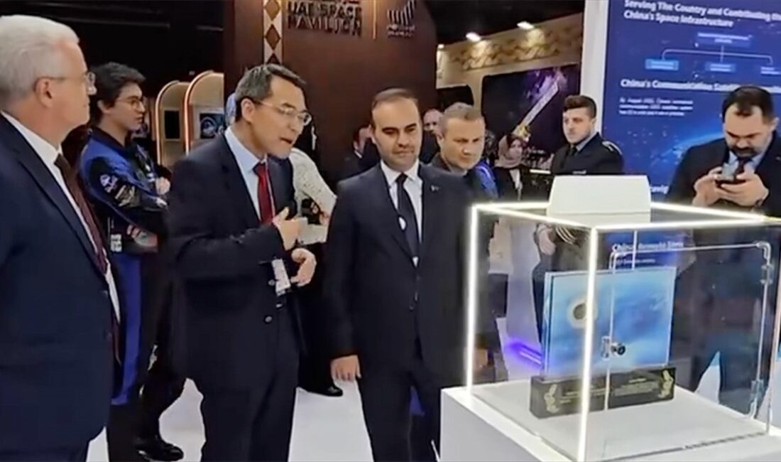 Sanayi ve Teknoloji Bakanı Mehmet Fatih Kacır, 75. Uluslararası Uzay