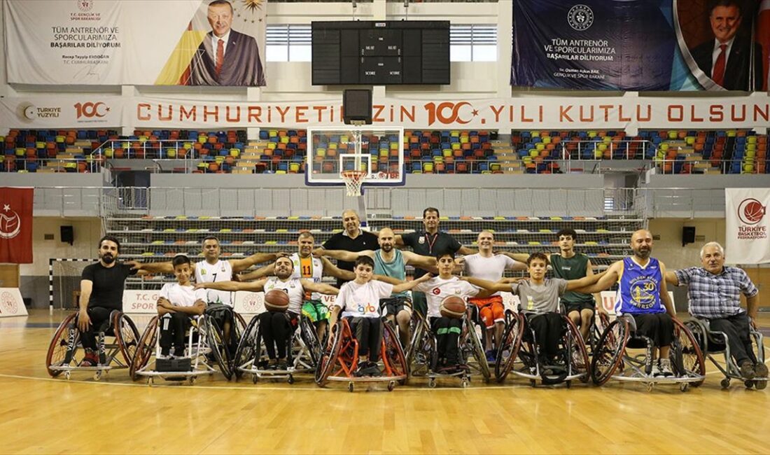 Tekerlekli Sandalye Basketbol Süper Lig ekiplerinden Şanlıurfa Büyükşehir Belediyesi Tekerlekli