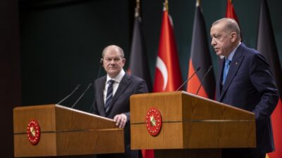 Almanya Başbakanı Olaf Scholz ve Cumhurbaşkanı Recep Tayyip Erdoğan'ın bir