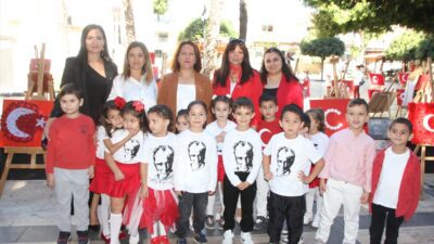 ANTALYA (AA) – Serik'te ana okulu öğrencileri, bayrak temalı resim