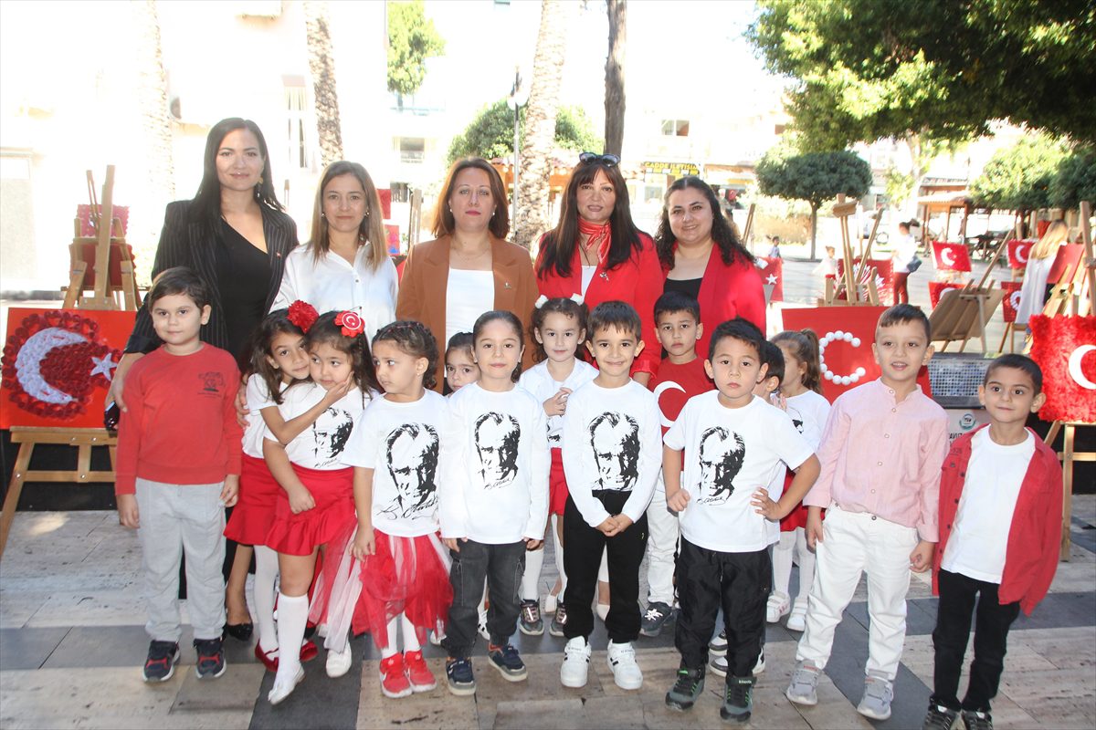 ANTALYA (AA) – Serik'te ana okulu öğrencileri, bayrak temalı resim