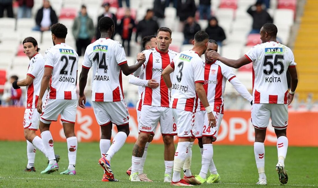 Trendyol Süper Lig'in 9. haftasında Net Global Sivasspor, sahasında Atakaş