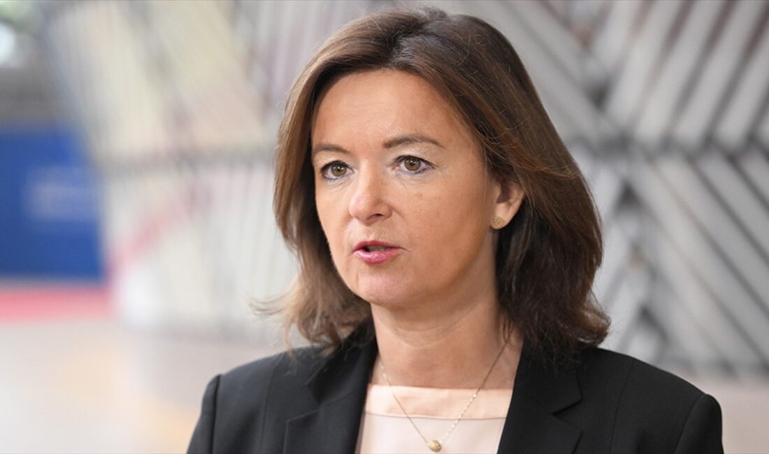 Slovenya Dışişleri Bakanı Tanja Fajon, Gazze'deki savaşın durdurulması gerektiğini, sivillerin