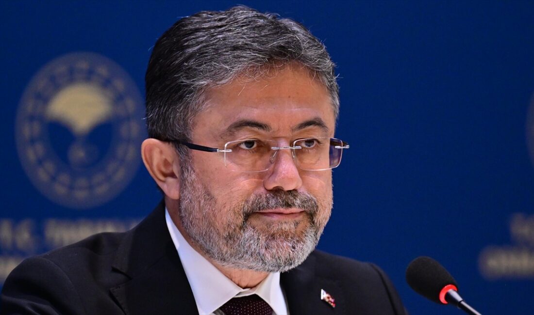 Tarım ve Orman Bakanı İbrahim Yumaklı, "ALO 174 hattının yanı