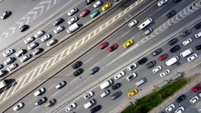 TBMM Dilekçe Komisyonuna sokak düğünlerinin yasaklanması, sinyal vermeyen sürücünün ehliyetinin