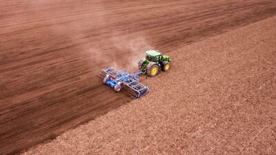 Teknoloji şirketi sahibi milyarderlerden Bill Gates, ABD'deki en büyük özel