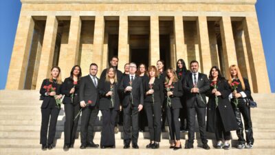 - Teknosa'nın mobil uygulamasına giren kullanıcılar, bu deneyime özel olarak