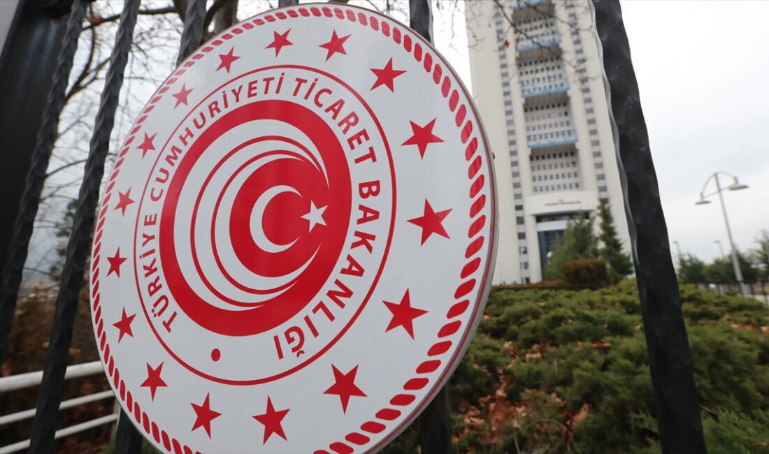Ticaret Bakanı Ömer Bolat, "Herhangi bir sorunla karşılaşan vatandaşlarımız Bakanlığımızın
