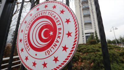 Ticaret Bakanı Ömer Bolat, "Herhangi bir sorunla karşılaşan vatandaşlarımız Bakanlığımızın