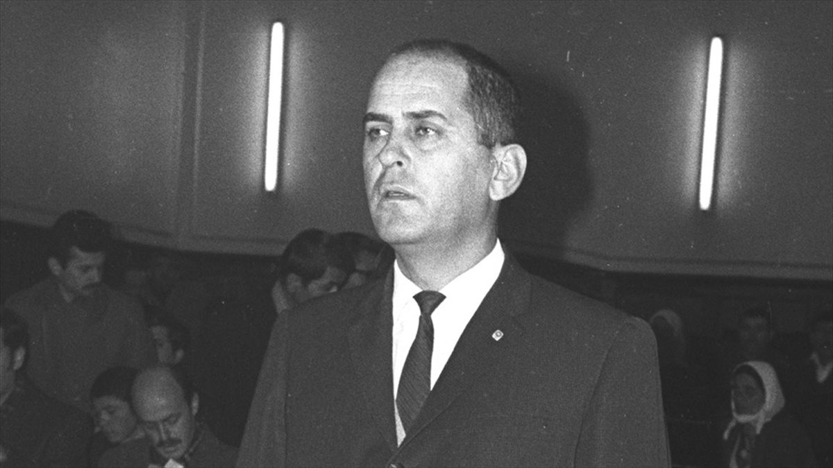 "Yılanların Öcü", "Irazca'nın Diriliği" ve "Onuncu Köy" eserleriyle Türk edebiyatında