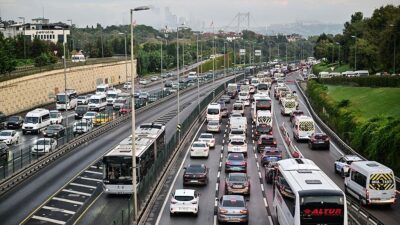 Kara yollarında trafik güvenliği çalışmalarına devam edilirken, konforlu bir seyahat