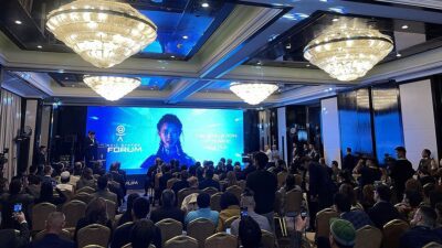 Kırgızistan'ın başkenti Bişkek'te yapay zeka alanındaki en son başarıların ele