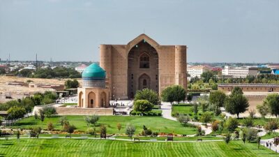 "Türk dünyasının manevi başkenti" ilan edilen Kazakistan'ın Türkistan şehri, tarihi