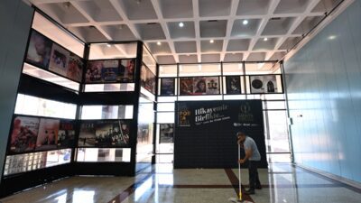 ANTALYA (AA) – HATİCE ÖZDEMİR TOSUN – Tiyatroyla ilgilenen bir