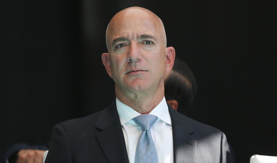 Washington Post'un (WP) sahibi Jeff Bezos, gazetenin 36 yıllık geleneğini