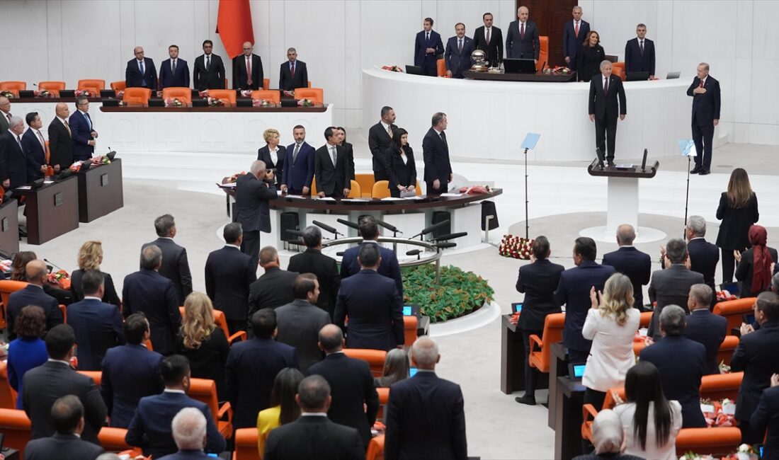 TBMM (AA) – Yeni yasama yılı başladı. TBMM’nin 28. Dönem