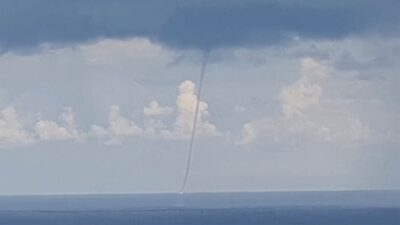 Zonguldak'ta denizde hortum meydana geldi.