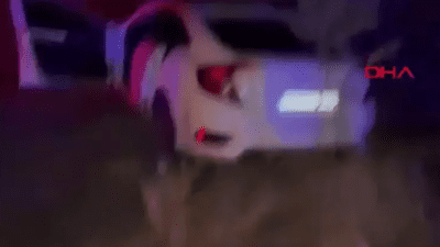 Burdur- Fethiye karayolunda hatalı “U” dönüşü sonrası 3 aracın karıştığı,