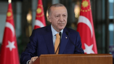 Cumhurbaşkanı Recep Tayyip Erdoğan, "Yaşayan İnsan Hazineleri Ödülleri" programında açıklamalarda