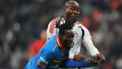 Süper Lig ekibi Göztepe, Beşiktaş maçında sakatlanan Isaac Solet'te sol