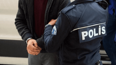 Konya'da ülkeye girişi yasak olan kanatlı hayvan ilaçlarını internet üzerinden