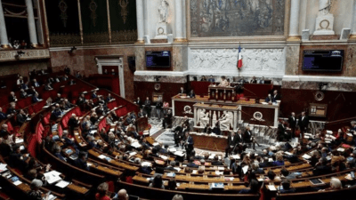 Fransa’da Ulusal Meclis'te yapılan oylamada güvenoyu alamayan Başbakan Michel Barnier