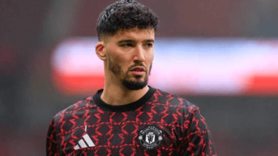 Fenerbahçe'nin Ankaragacü'nden kadrosuna kattığı ve 2023 yazından Manchester United'a 5