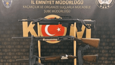 Manisa ve Bursa'da yapılan operasyonlarda silah ticareti yaptığı tespit edilen
