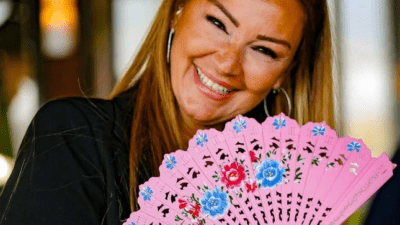 Gerek özel hayatı gerek açıklamalarıyla gündemden düşmeyen Pınar Altuğ'un "Benden