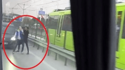 Bursa'da iki sürücü arasında yol verme nedeniyle çıkan kavgada taraflardan