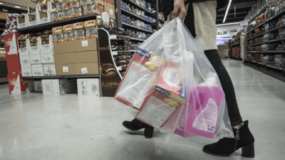 1 Ocak 2019’da ücretli olan market poşetleri o günden bu