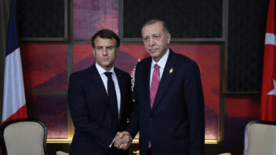 Cumhurbaşkanı Recep Tayyip Erdoğan, Fransa Cumhurbaşkanı Emmanuel Macron ile bir